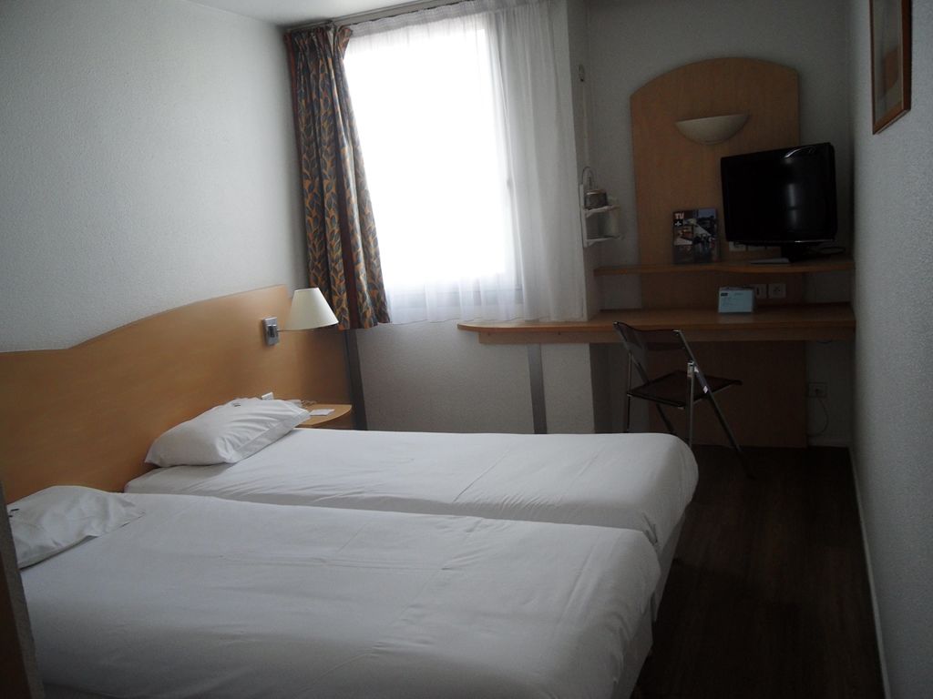 Hotel Inn Grenoble Eybens Parc Des Expositions Ex Kyriad Room photo