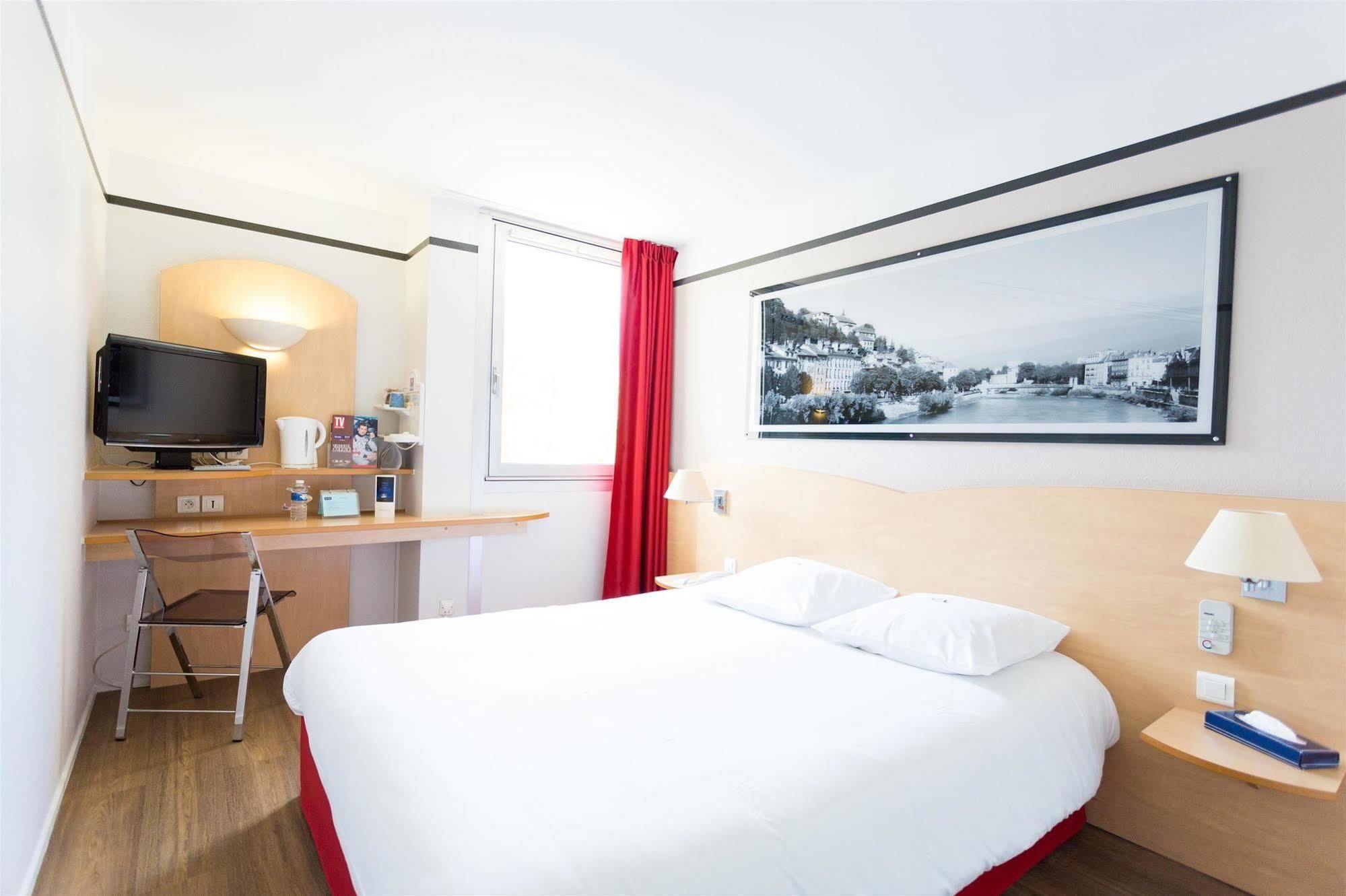 Hotel Inn Grenoble Eybens Parc Des Expositions Ex Kyriad Exterior photo